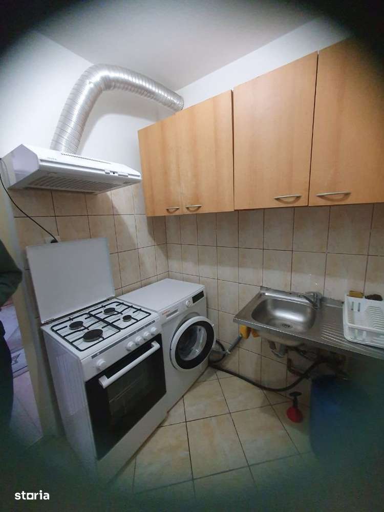 Inchiriez! Garsoniera, mobilata, utilata , zona Poarta 6 - Imagine principală: 3/5