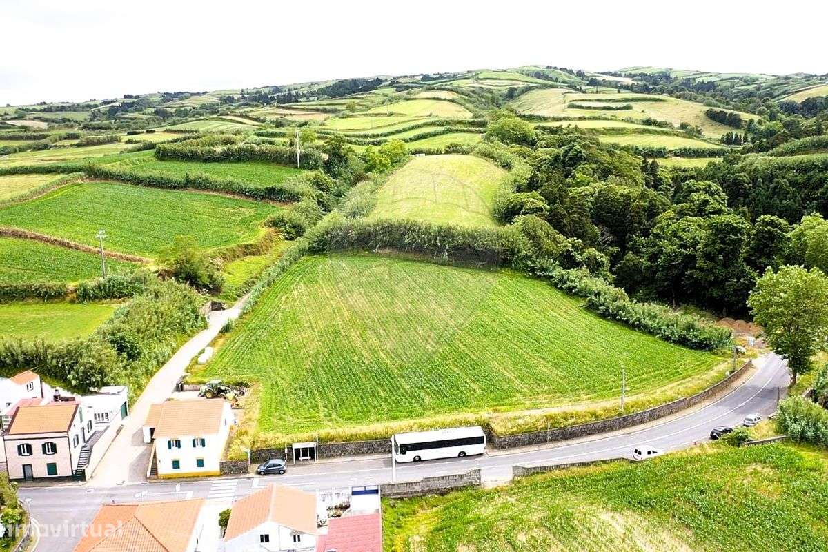 Terreno  para venda - Grande imagem: 2/9