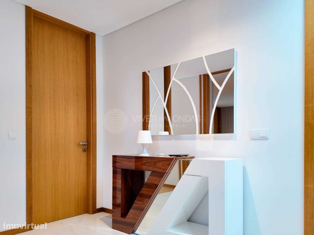 Luxuosa Moradia com 548 m2 - Premium com Piscina - 25 minutos do PORTO-10