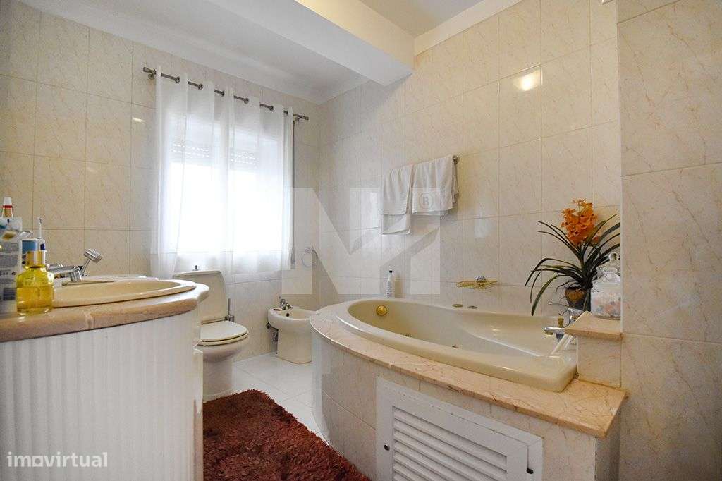 Apartamento T4 | Duplex | Centro | Santo Tirso-28