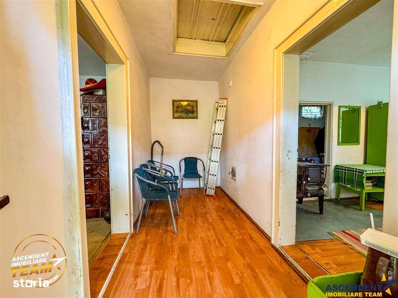 Proprietate cu farmec rustic, spa&#539;ii auxiliare si 1.500 mp teren - Imagine principală: 4/10