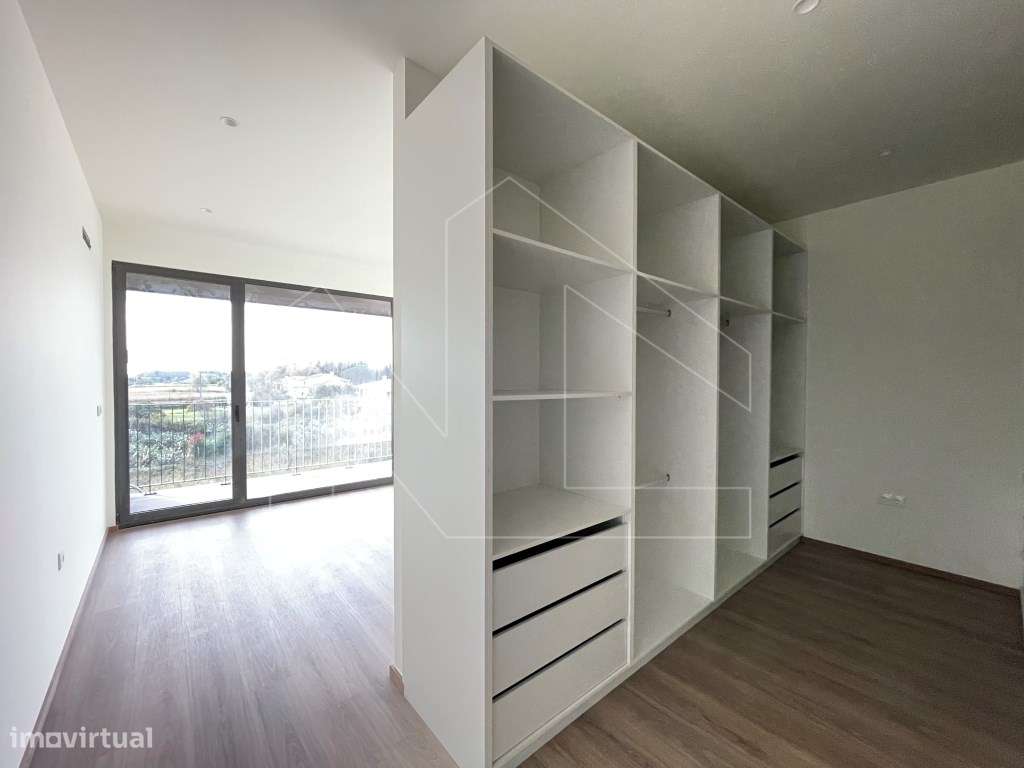 Apartamento T3 Novo - Aguada de Cima - Grande imagem: 5/17