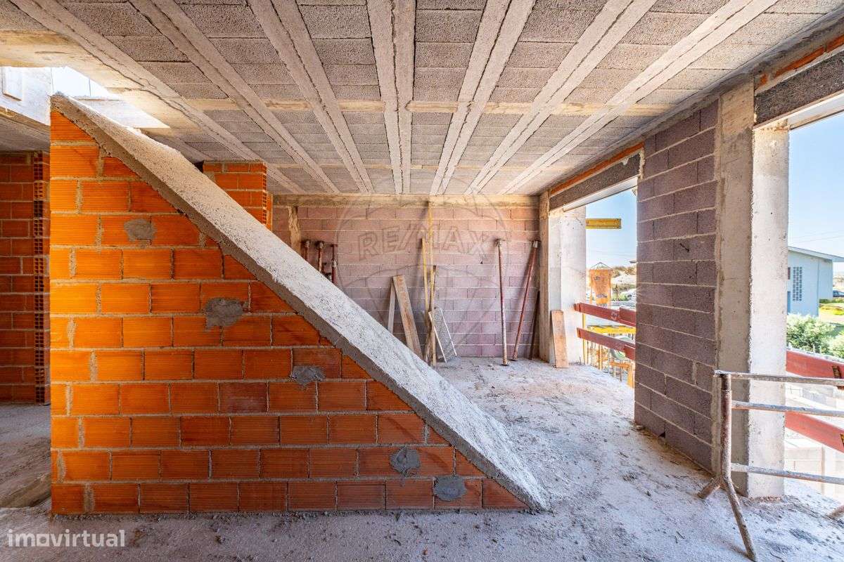 Moradia T4 para venda-24