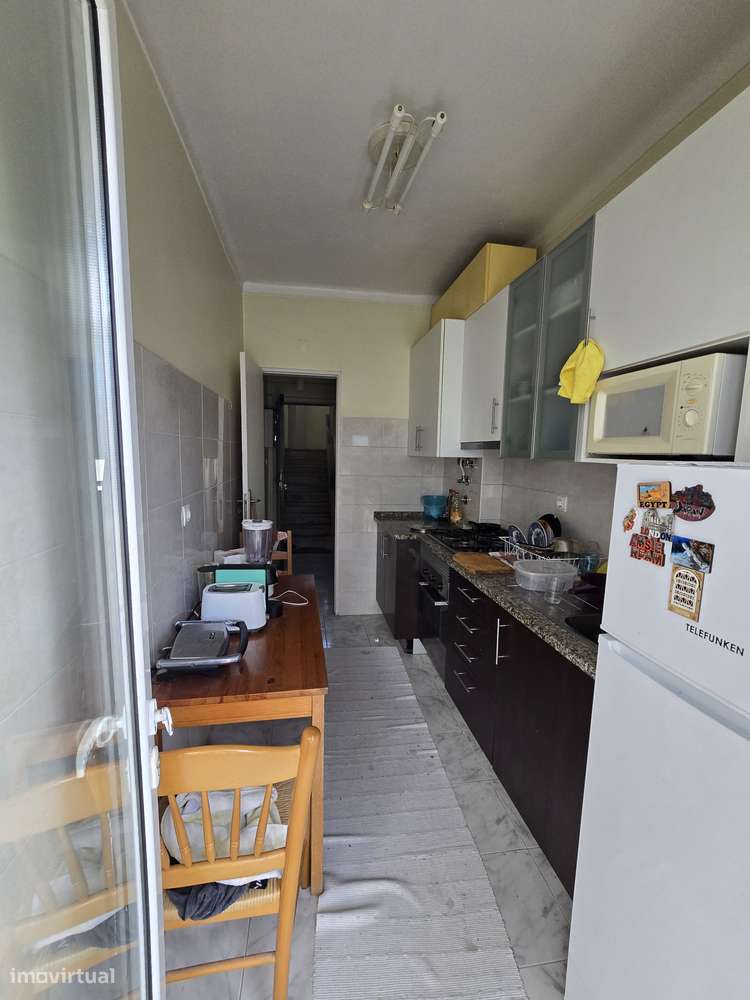 T1 na Póvoa de Santa Iria com escritório extra (Arrecadação com WC) - Grande imagem: 5/10