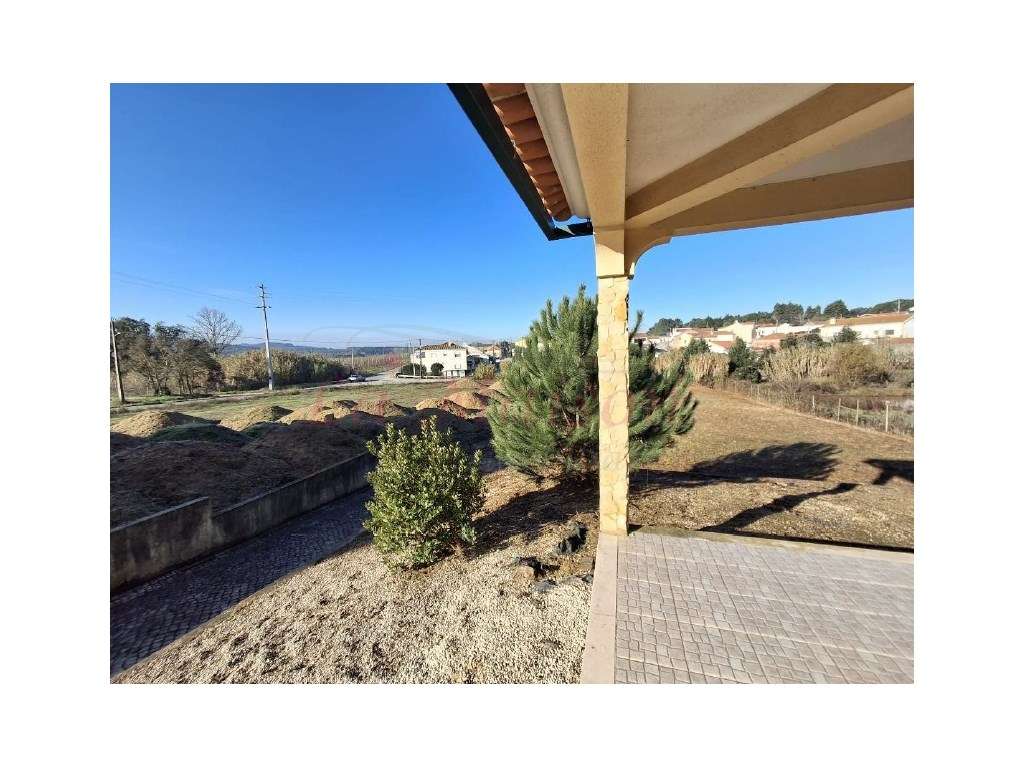 Moradia V4 em Torres Vedras-34