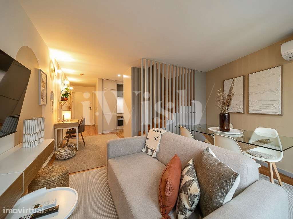 T2 Duplex na Rua da Vitória com Garagem e Licença de Alojamento Local - Grande imagem: 5/54