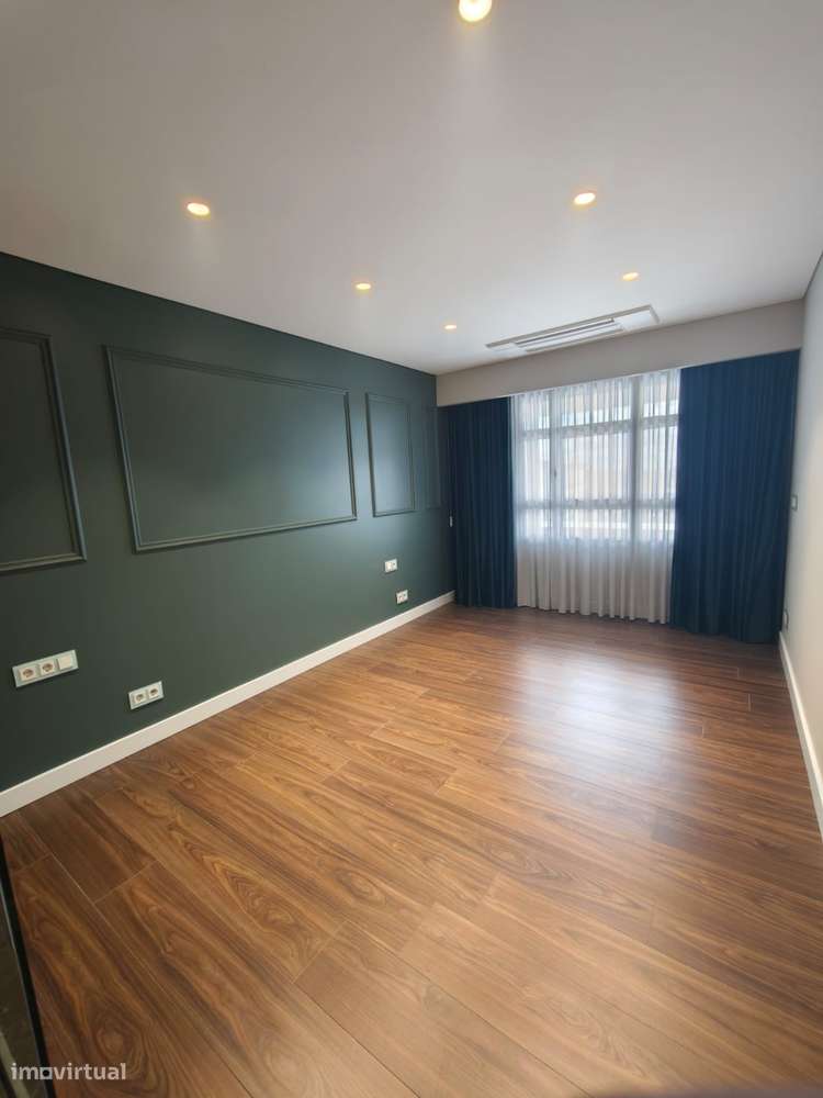 Apartamento T3 Torres de Lisboa-3
