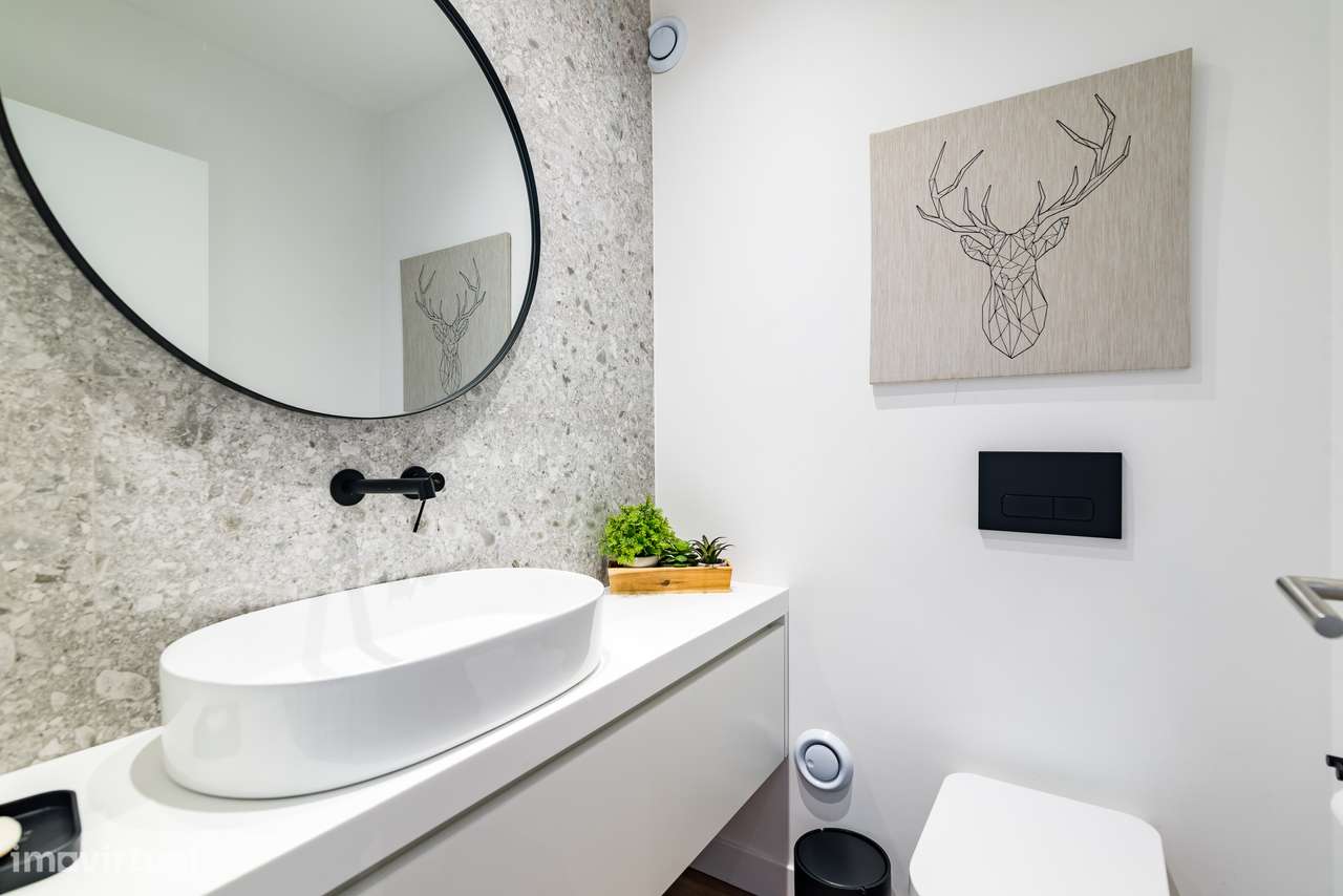 T3 duplex Belas Clube de Campo | parqueamento | varanda-18