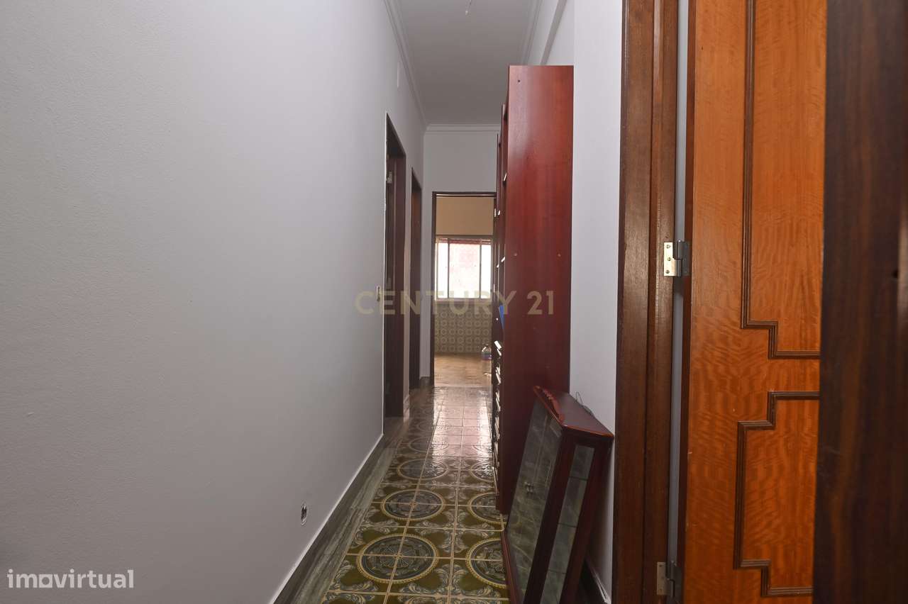 Apartamento T1 para venda na zona de Alcântara-15