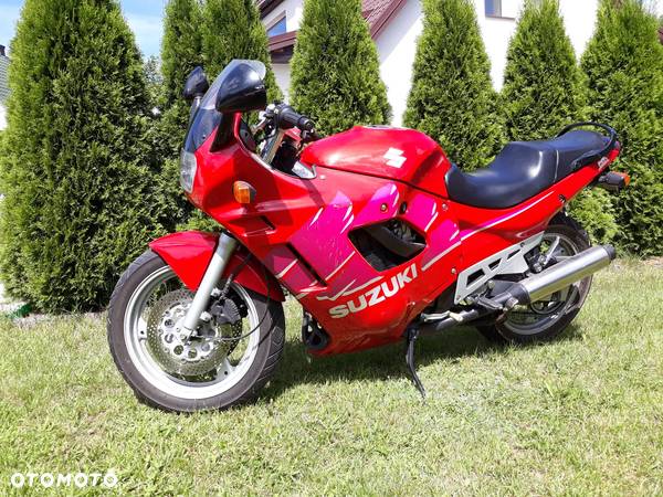 Suzuki GSX - 5