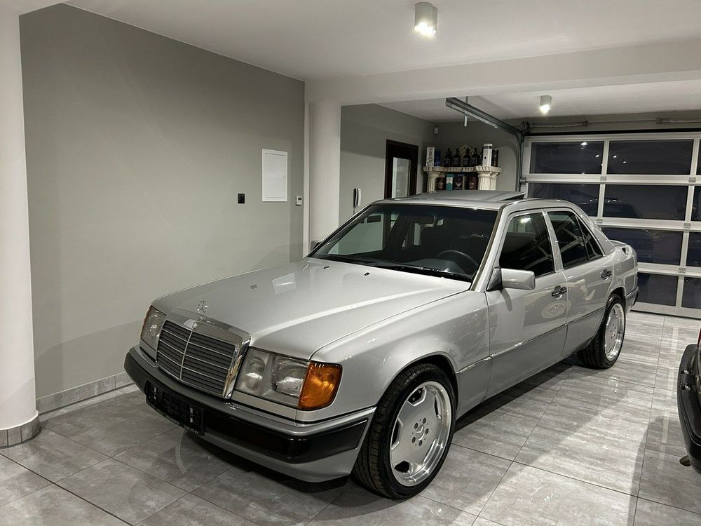Mercedes-Benz E 1991