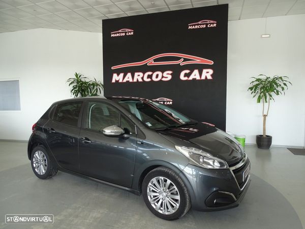 Peugeot 208 1.6 BlueHDi Style - 1