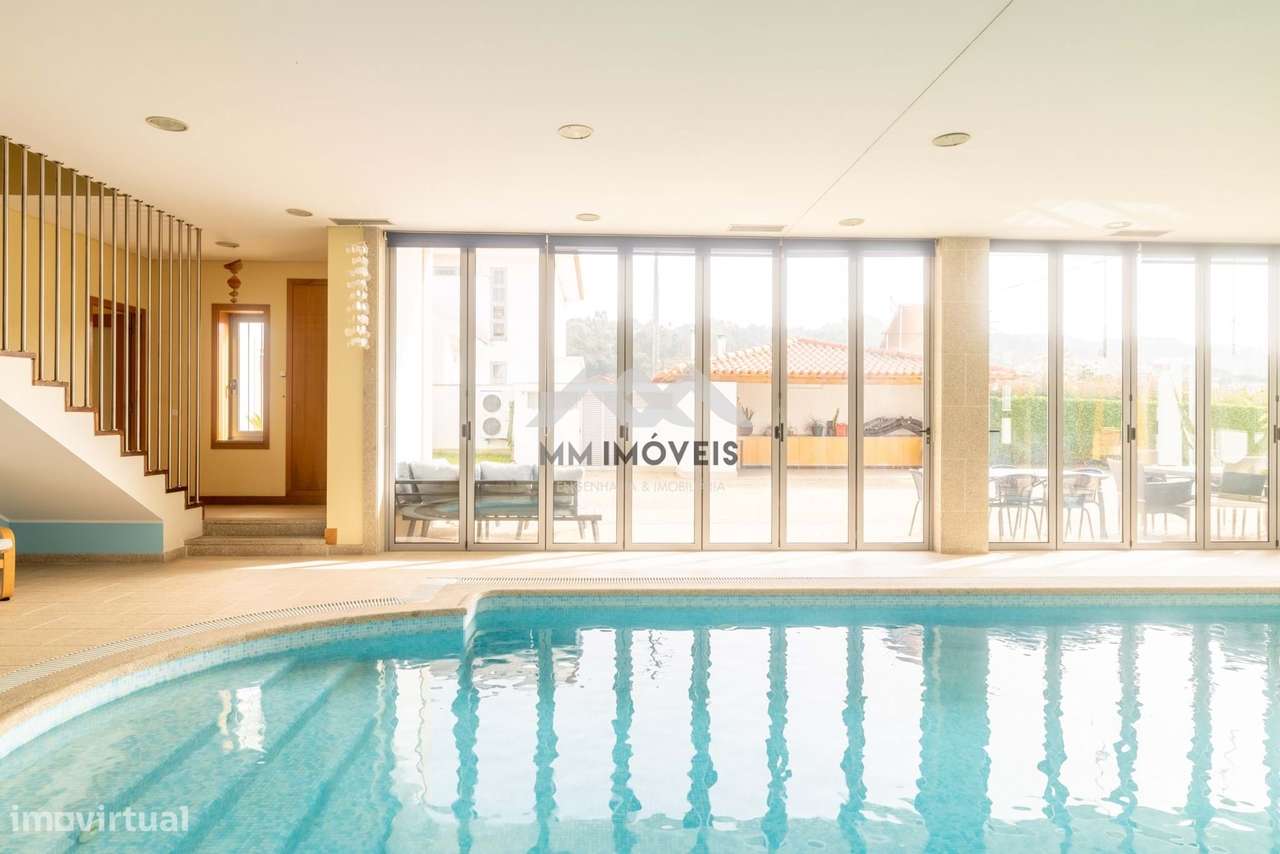 Moradia T6 | Braga | Isolada | Piscina | 1 000m2 | Terraço | Jardim |-48