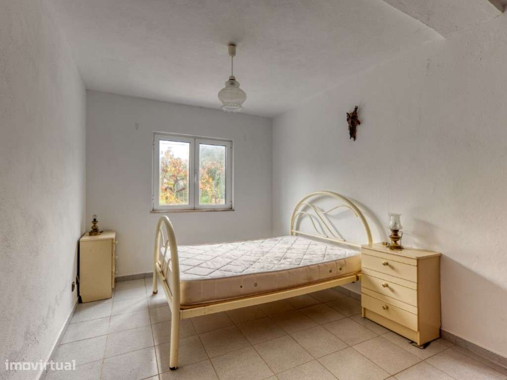 Moradia T4 com Quintal e Terraço, a Apenas 4 Minutos do Centro da V...-9