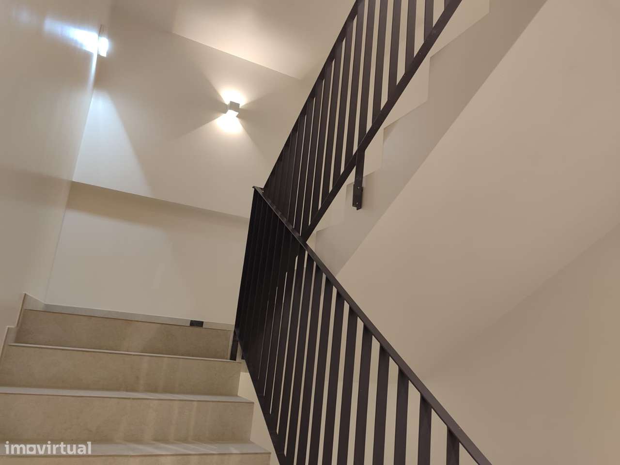 Excelente apartamento inserido num Edifício de Referência-10