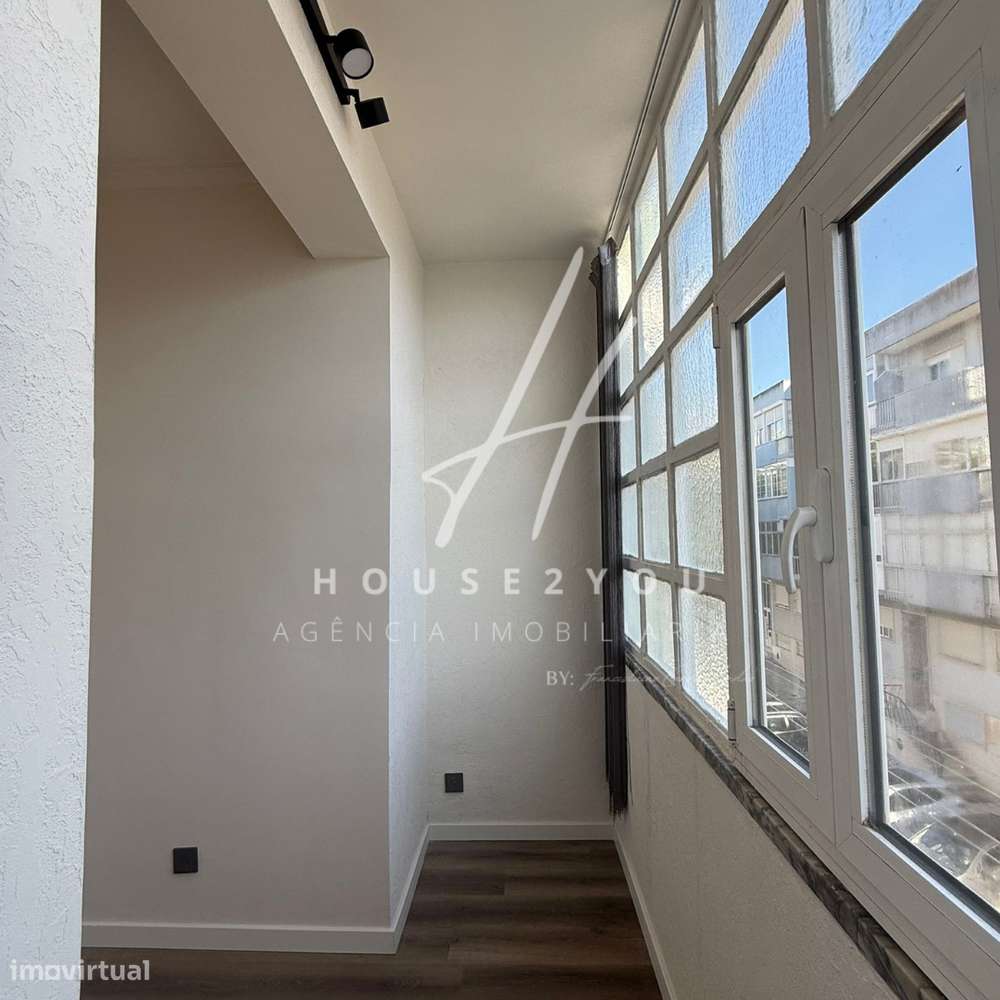 Apartamento T1 - Agualva-Cacém-11