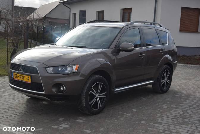 Mitsubishi Outlander 2.0 2WD CVT Invite - 3