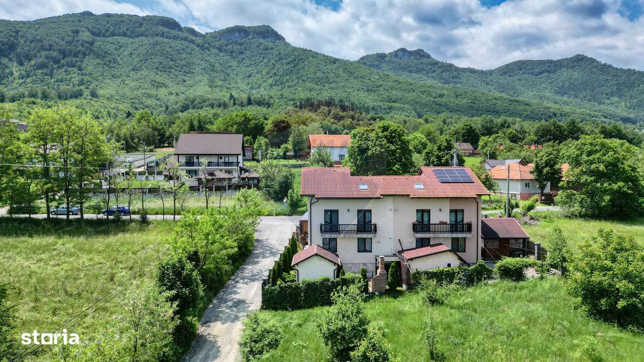 Casă / Vilă cu 7 camere de vânzare în zona Tohanita 0% Comision - Imagine principală: 4/20