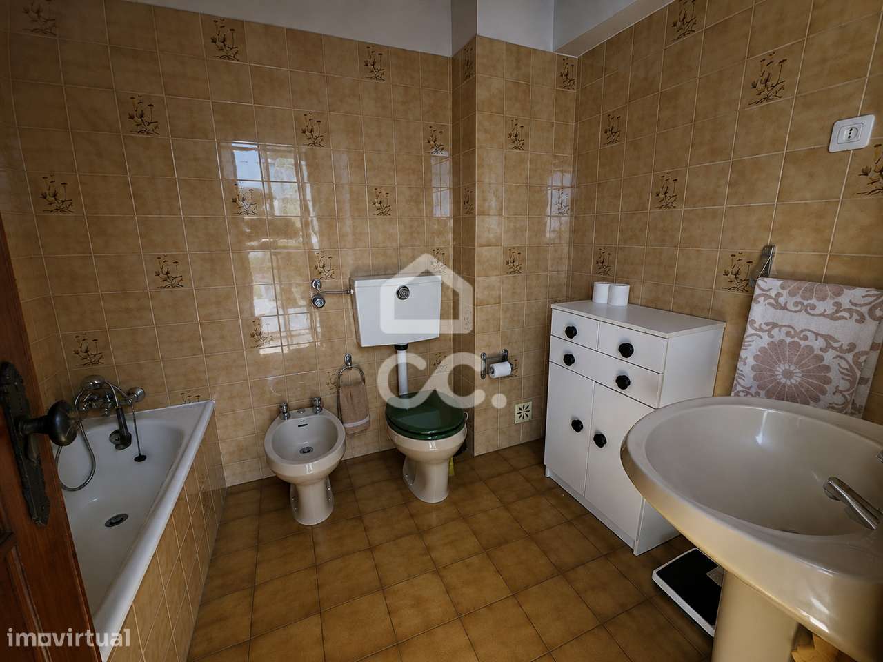 Apartamento T3 no centro de Alcobaça-17