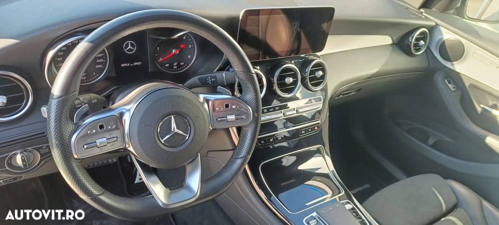 Mercedes-Benz GLC 300 d 4Matic 9G-TRONIC AMG Line - 5