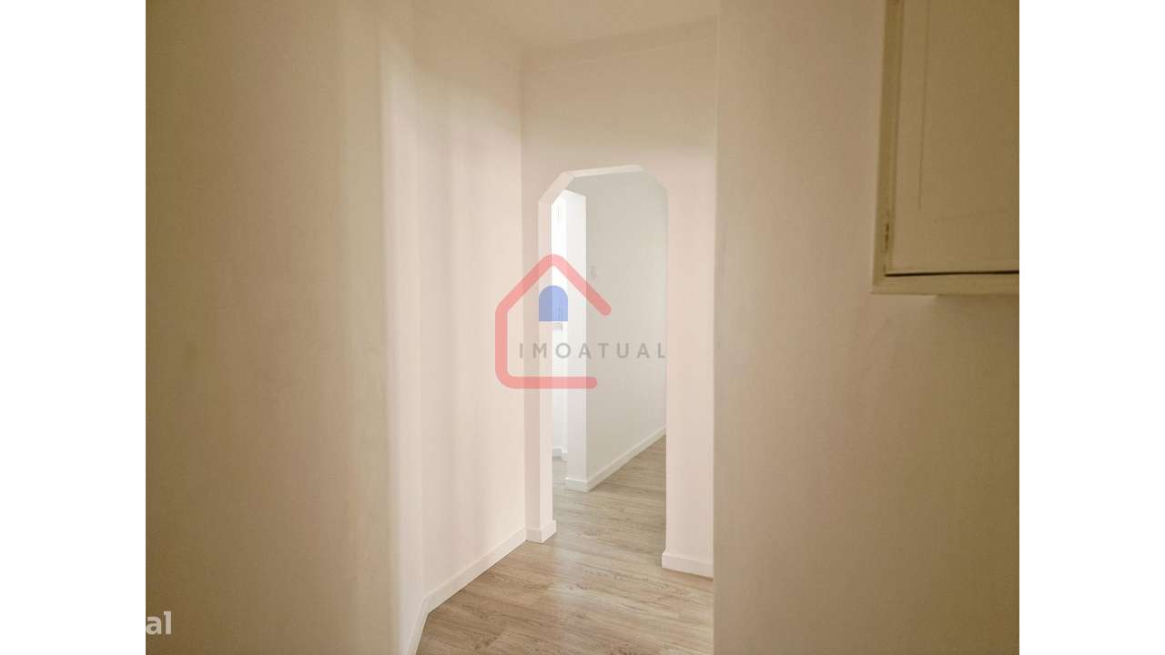 Apartamento T2 na Graça em Lisboa-4