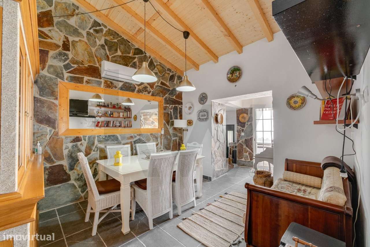 Moradia Térrea T5 com Piscina no Centro de Pias – Totalmente Renovada-10