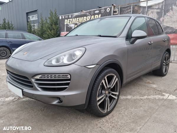 Dezmembrari piese auto Porsche Cayenne 3.0 CRC - 2