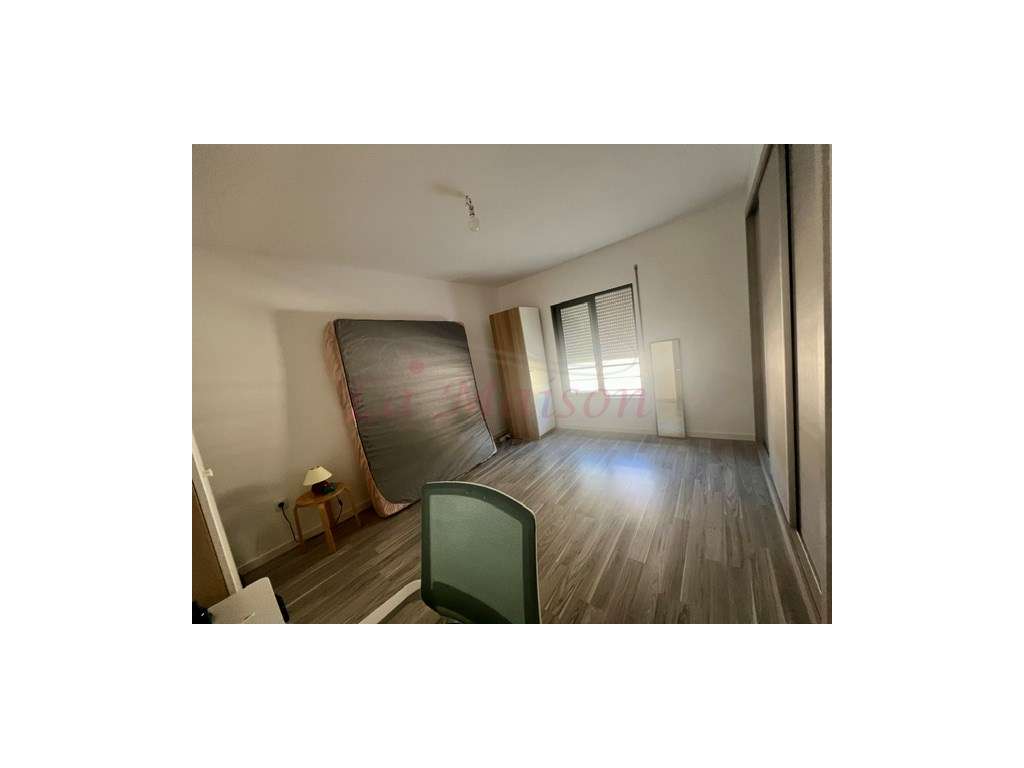 Mágnifco apartamento T2 na Moita-13