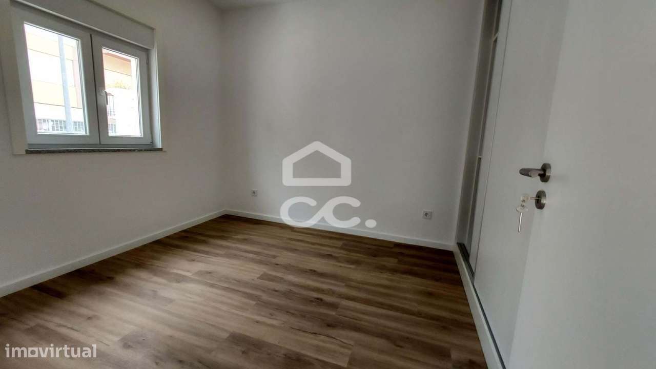 Moradia T1 Renovada em Rio Tinto – Conforto, Tranquilidade e Estilo! - Grande imagem: 4/15