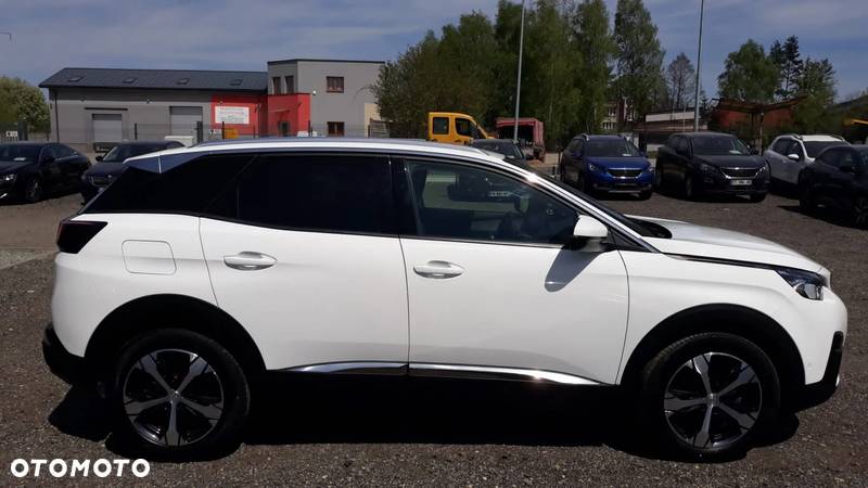 Peugeot 3008 1.2 PureTech Allure S&S EAT8 - 7