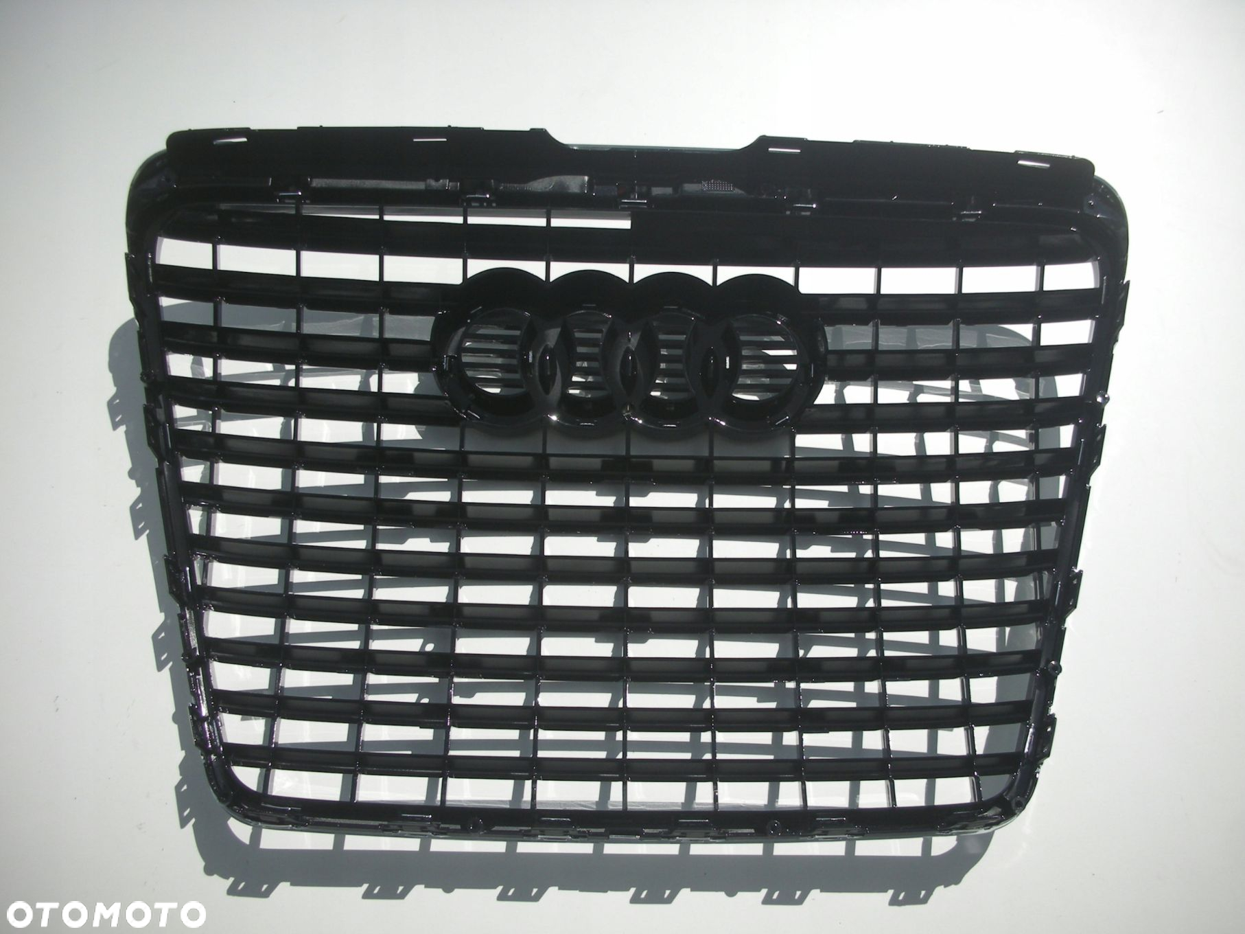 ATRAPA GRILL 2009- LIFT AUDI A6 C6 4F0 S-LINE - 2