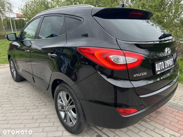 Hyundai ix35 1.6 2WD Fifa World Cup Edition - 12