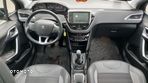 Peugeot 2008 1.2 Pure Tech Allure S&S - 11