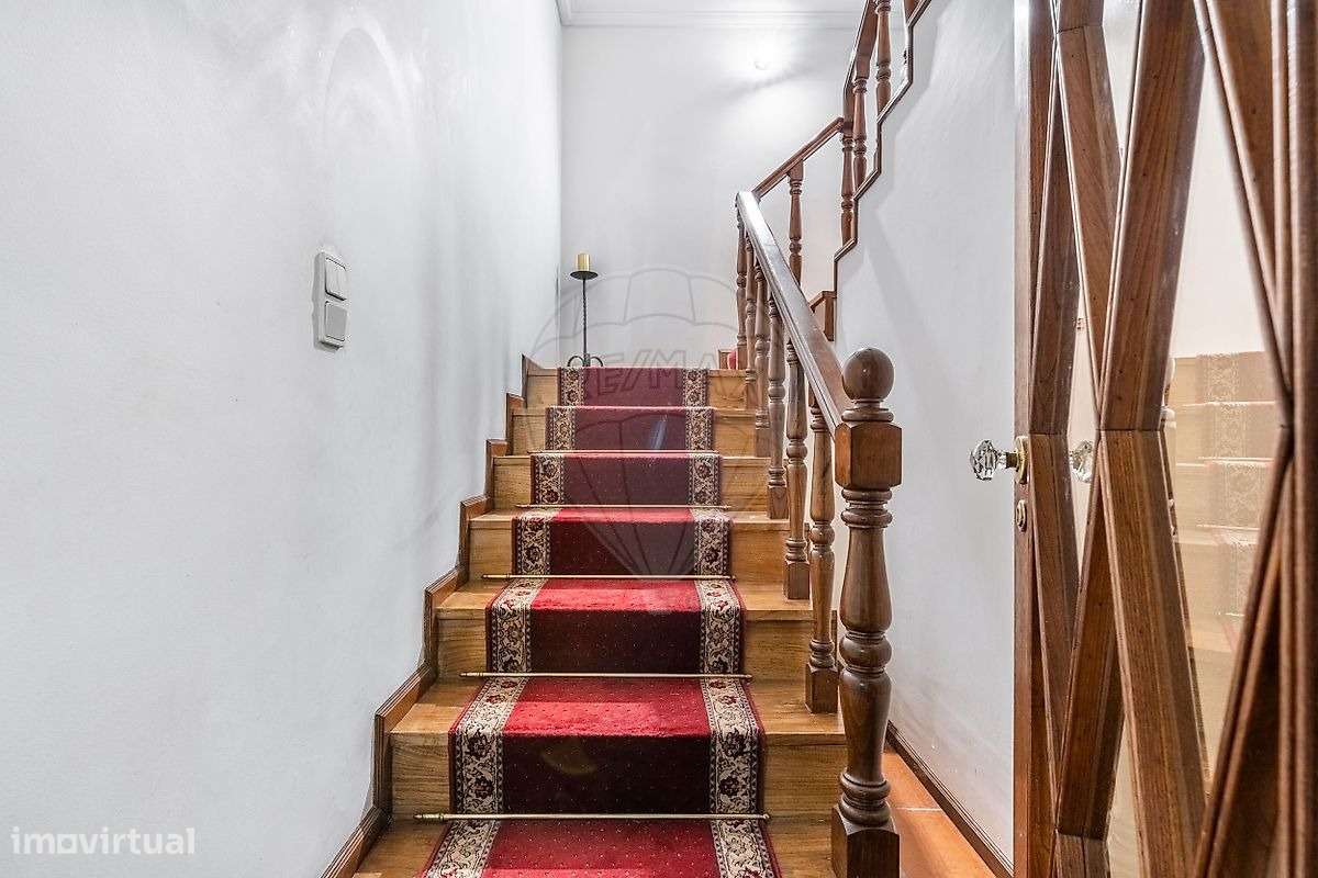 Moradia T5 individual em Nogueira - Braga-28