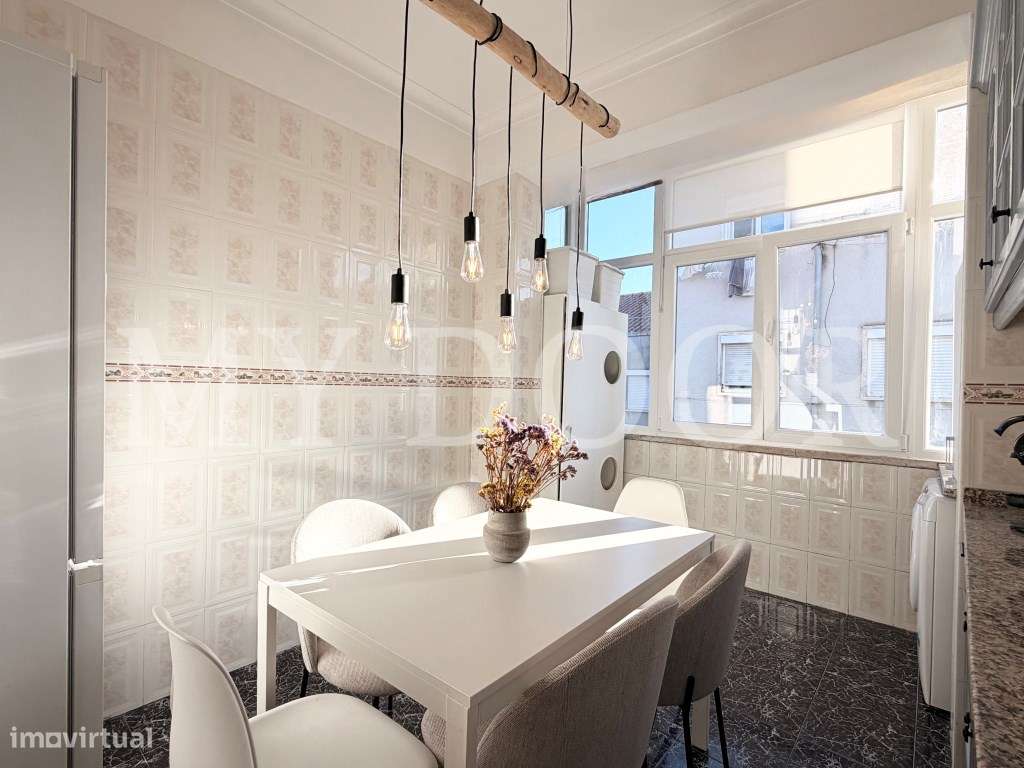 Apartamento T2 - Moscavide - Vista e muita LUZ - 3º andar-22