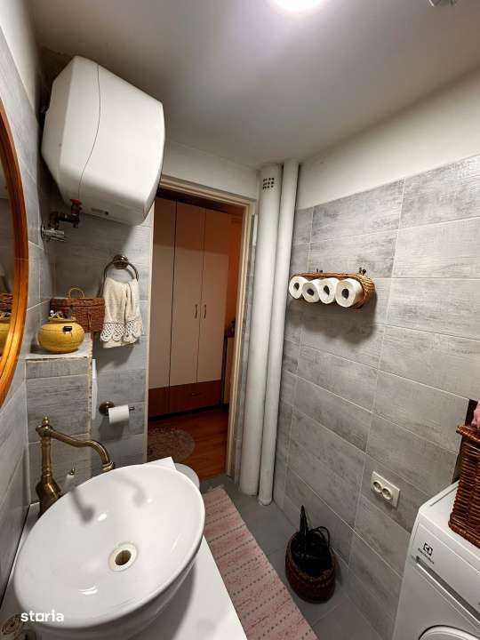 Garsoniera cocheta zona Bartolomeu-6