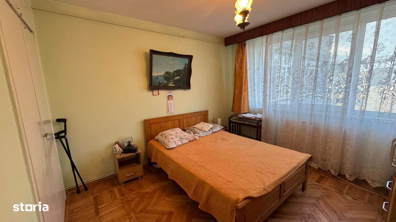 Cornisa langa Central Plaza - decomandat - Imagine principală: 2/7