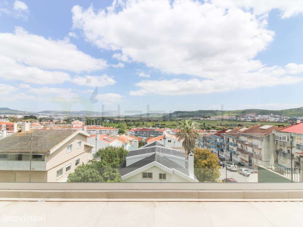 Moradia de Luxo com elevador, piscina e vista panorâmica, em Loures-26