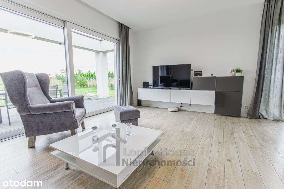 Nowoczesny,parterowy dom na przestronnej działce!-3