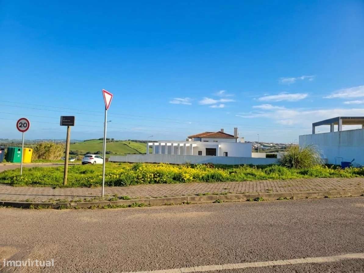 Terreno Urbano de 464 m² em Capelas – Excelente Exposição Solar - Grande imagem: 4/6