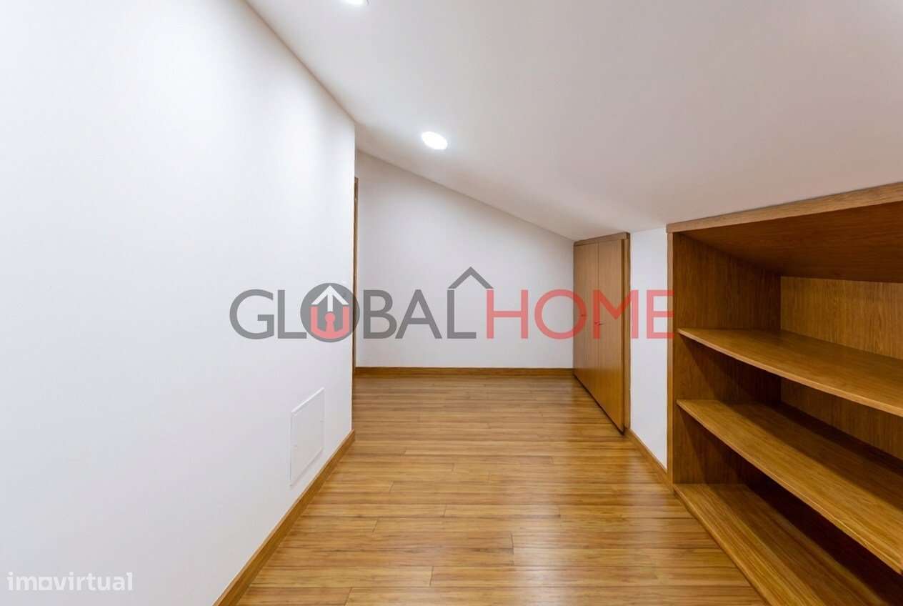 Duplex T2+1 com vista mar em Canidelo-55