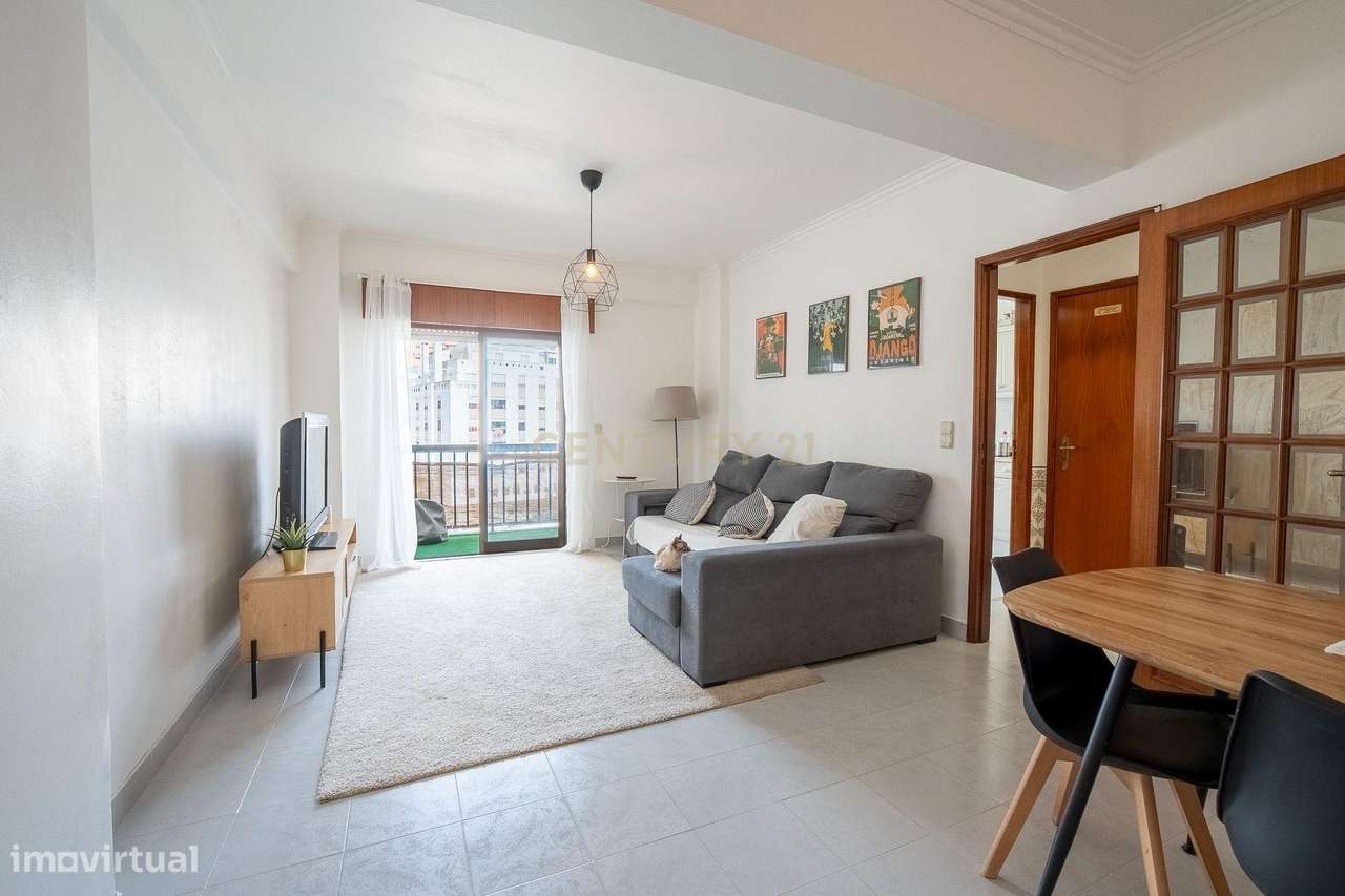 Apartamento T2  95 m² RIO DE MOURO - Grande imagem: 4/32