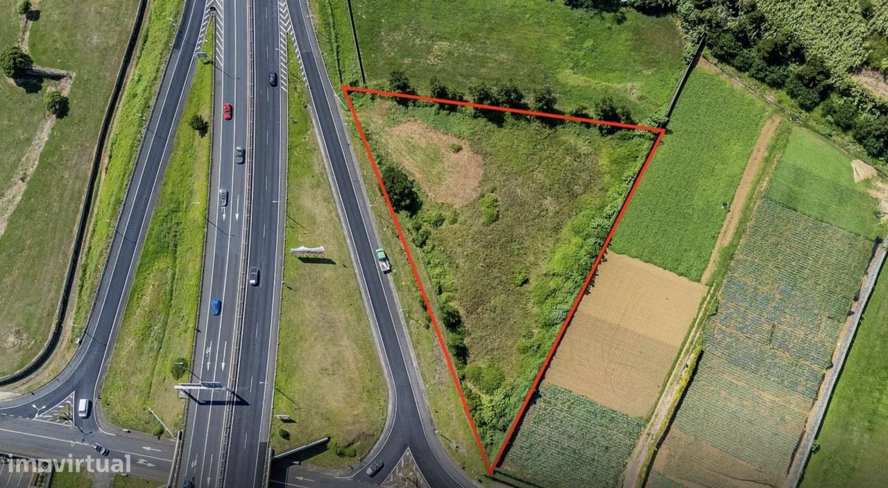 Terreno, 4 020 m², Rosto de Cão (São Roque) - Grande imagem: 2/8