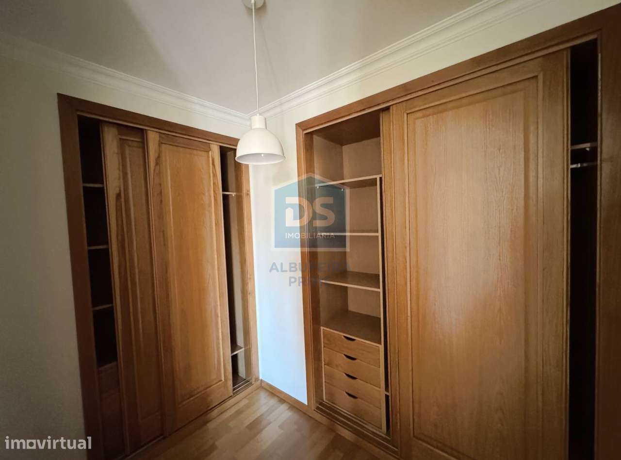 Apartamento T3 Venda em Quarteira,Loulé-23