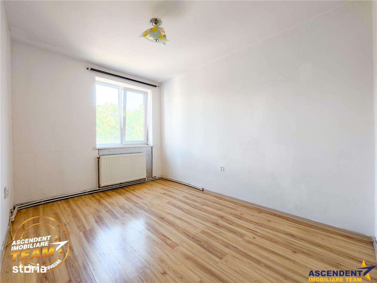 Tur Virtual! Decomandat,3 camere,locatie favorabila,Simeria,Sfantu Ghe - Imagine principală: 5/20