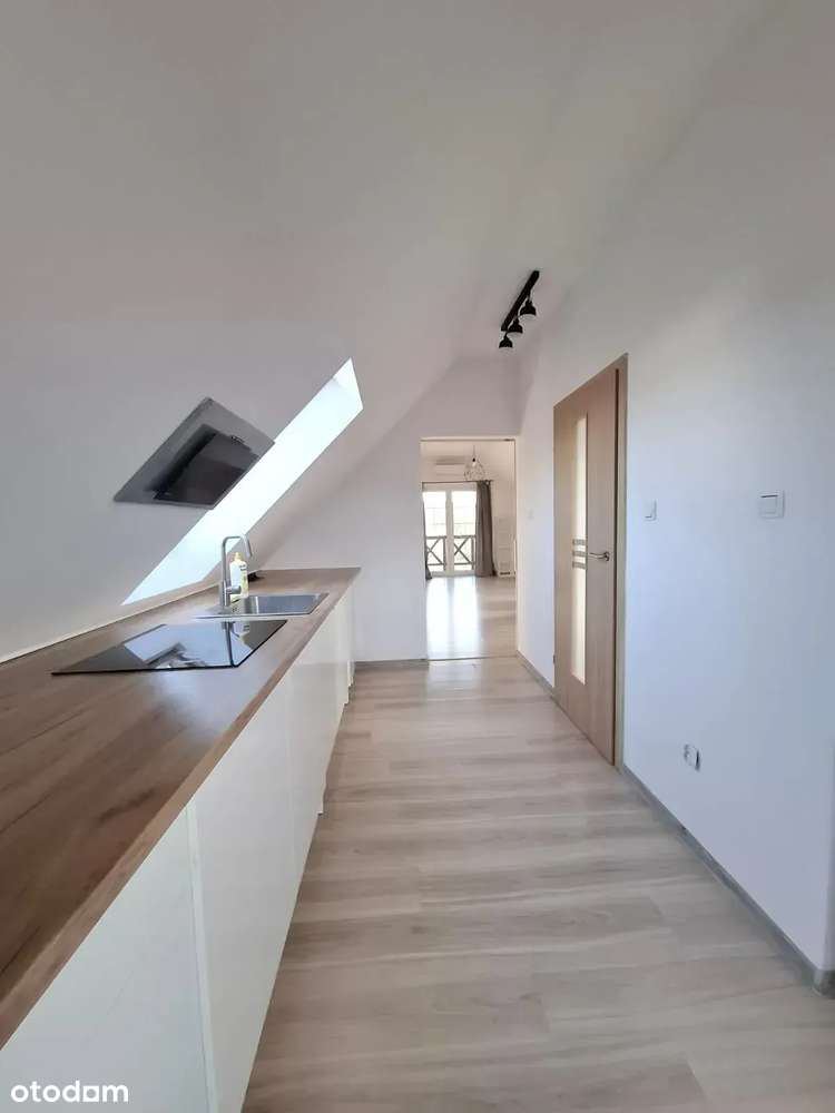 Budynek wolnostojący mieszkalno-usługowy-8