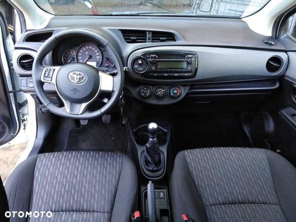 Toyota Yaris - 18