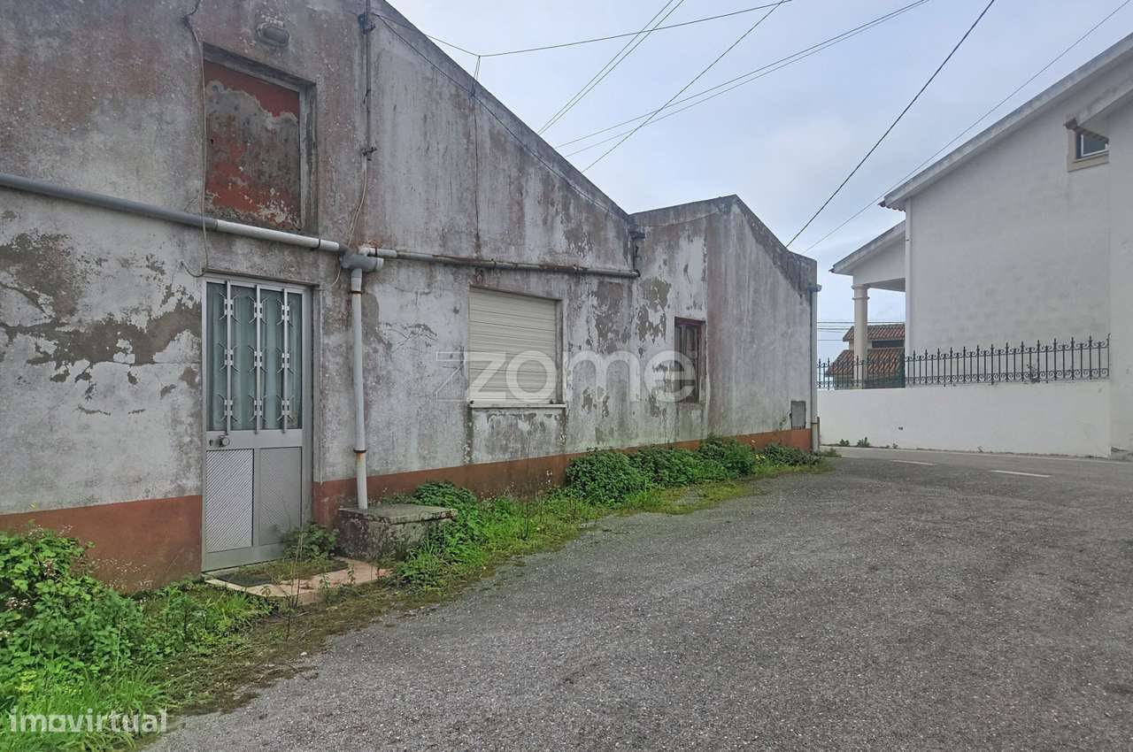 Moradia Lavos | Oportunidade| Investimento - Grande imagem: 3/29