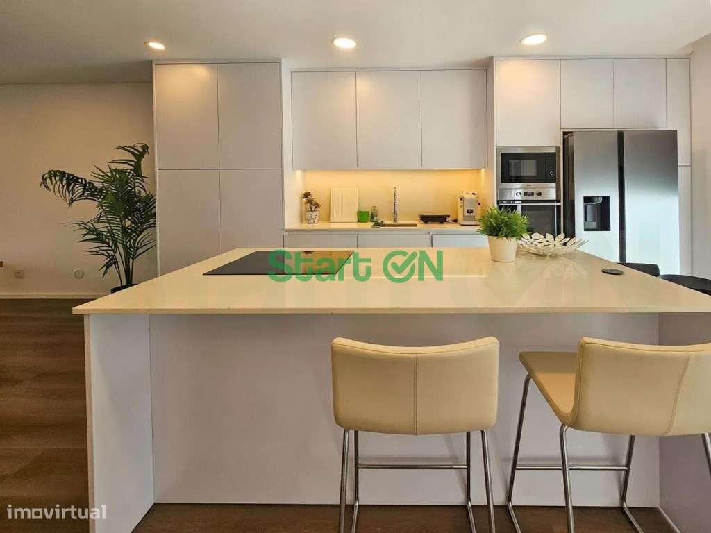 Exclusiva Moradia T3+1 Contemporânea com Piscina Privada-5