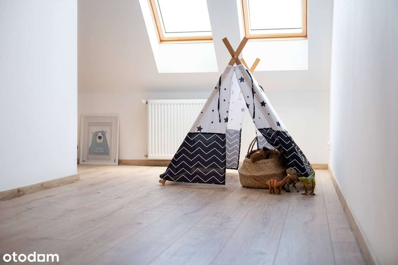 4 pokoje- miejsce parkingowe -zamykana brama wjazdowa - dwa poziomy - Pełny obrazek: 4/11